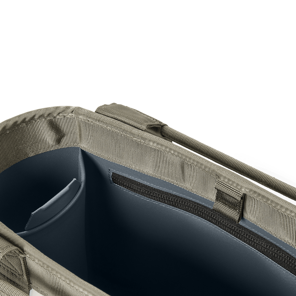 Camino® 20 Carryall Tote Bag