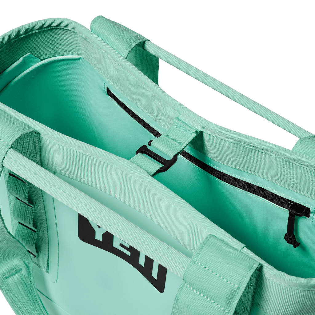 Camino® 20 Carryall Tote Bag